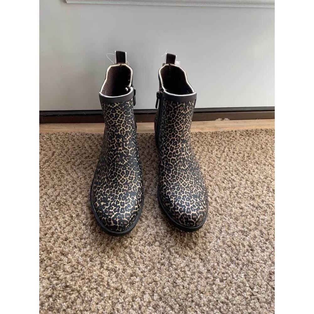 Lucky Brand Sesame Persian Rubber Rain Boots size 8